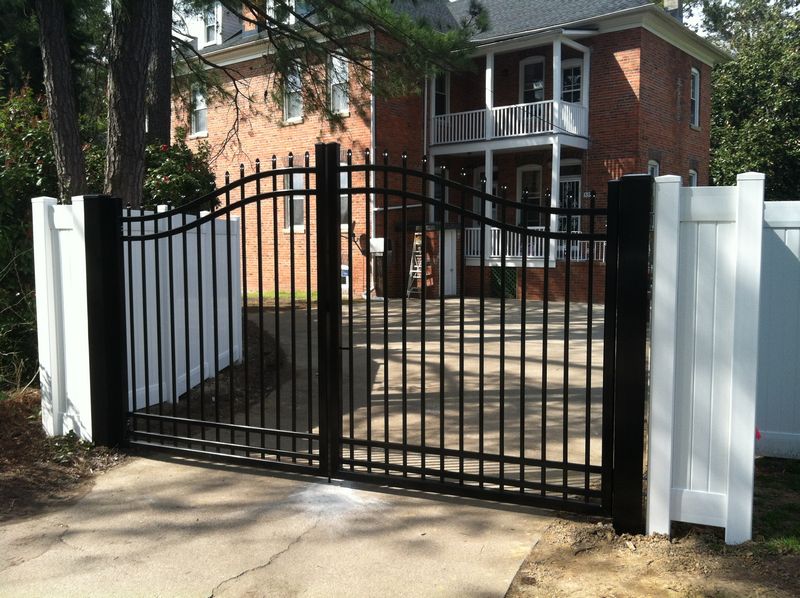6 ft. Commercial Grade Estate Gate Fence
