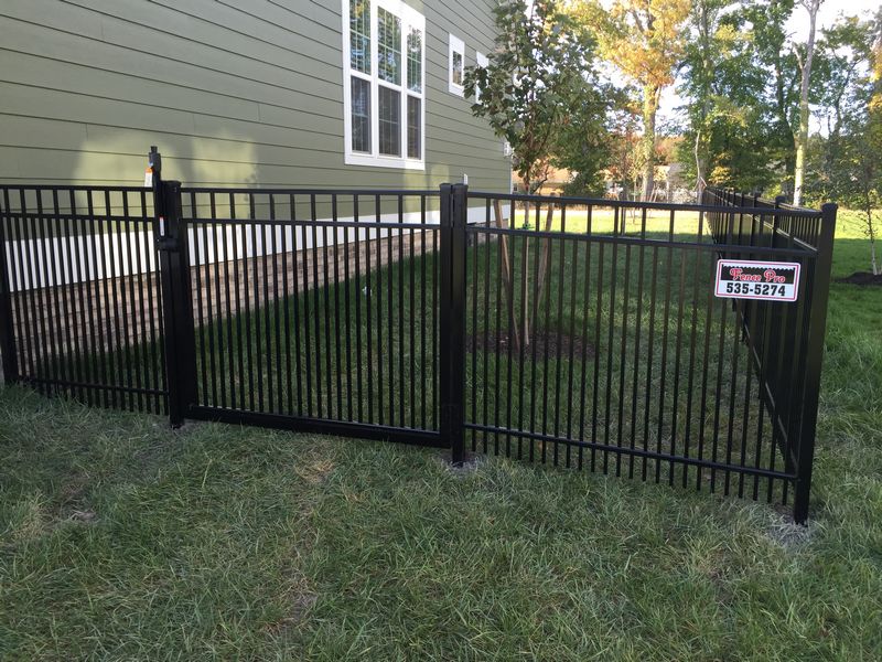 4 ft. Black Aluminum Fence